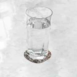 زیر لیوانی طرح کرم نما