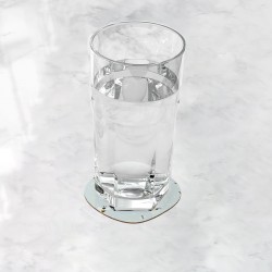 زیر لیوانی طرح زنبورک و گل بابونه