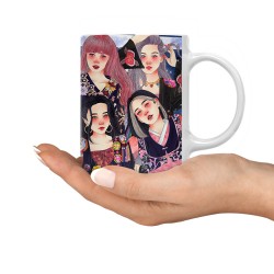 ماگ طرح گروه بلک پینک با لباس سنتی