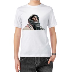 تیشرت طرح کوپر در میان ستاره ای