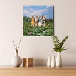 تابلو شاسی طرح گروه blackpink در جنگل