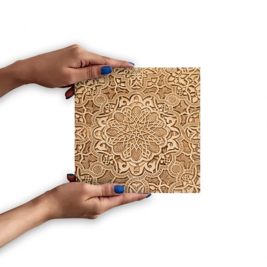 تابلو شاسی طرح گچ بری طلایی