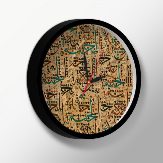 ساعت دیواری طرح حروف قدیمی