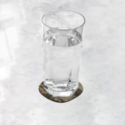 زیر لیوانی طرح گاوبازی در یک شهر از گویا