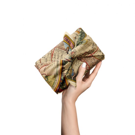 کادوپیچ پارچه‌ ای طرح نقشه قدیمی