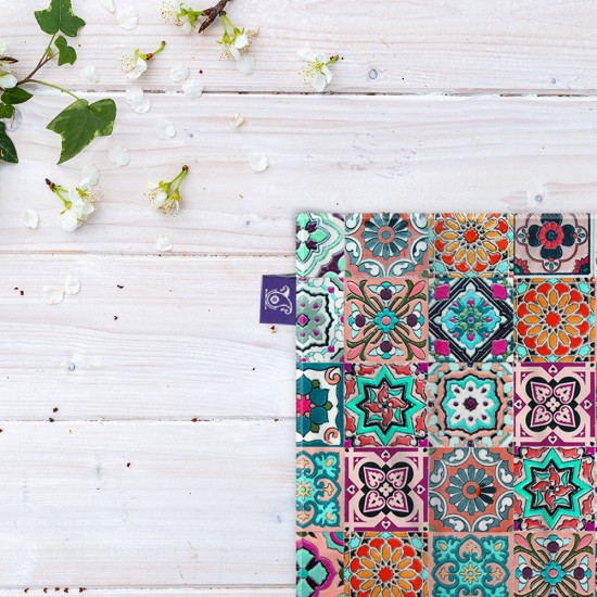 کادوپیچ پارچه‌ ای طرح کاشی رنگی