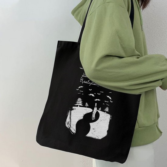 تت بگ متقال مشکی طرح اوست نشسته در نظر