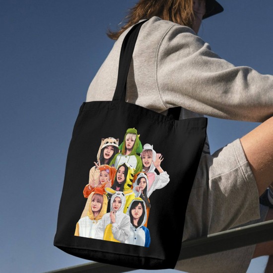 تت بگ متقال مشکی طرح twice in the animal drees