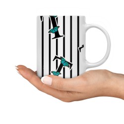 ماگ طرح حرف T پروانه ای