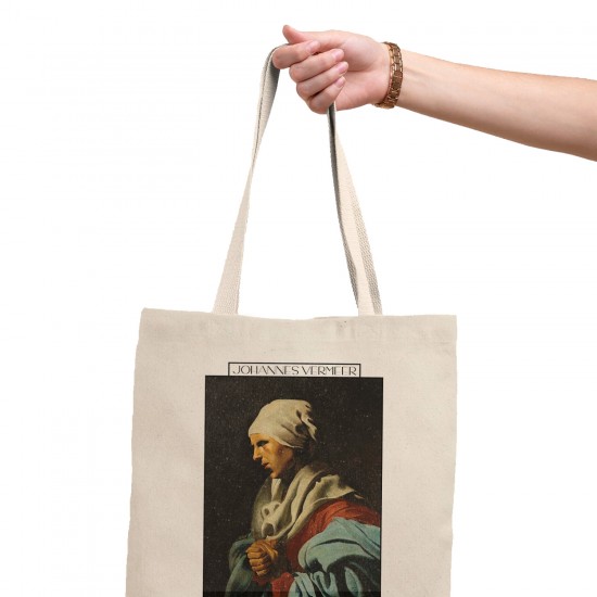 تت بگ متقال طرح زن جوان با دست های روی هم از ورمر