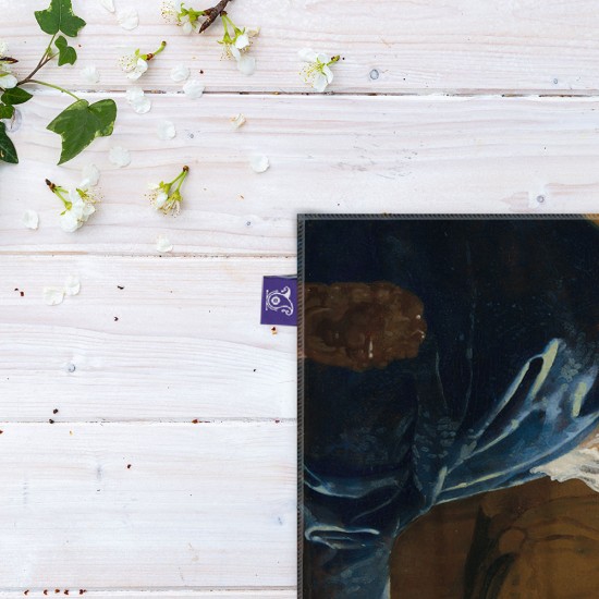 کادوپیچ پارچه‌ ای طرح دختری با کلاه قرمز از ورمر