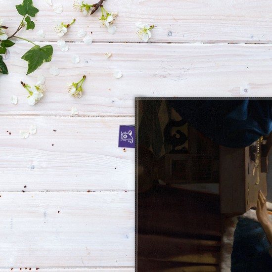 کادوپیچ پارچه‌ ای طرح زنی در حال حفظ تعادل از ورمر