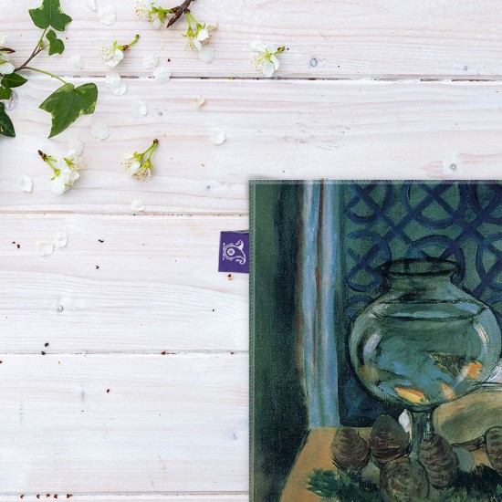کادوپیچ پارچه‌ ای طرح زنی پشت تنگ ماهی از ماتیس
