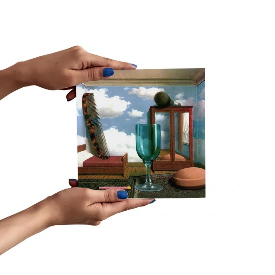 تابلو شاسی طرح ارزش های شخصی از ماگریت