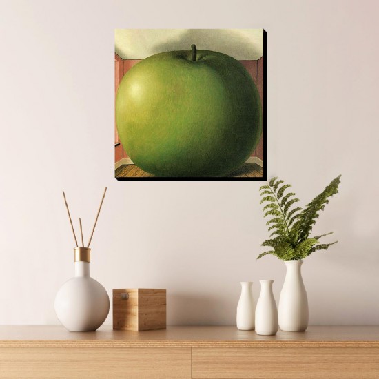 تابلو شاسی طرح اتاق گوش دادن از ماگریت