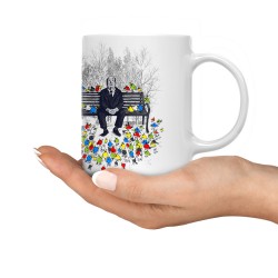 ماگ طرح هیچکاک روی نیمکت